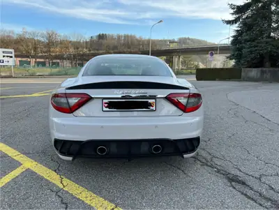 Maserati GranTurismo MC Stradale Centennial Edition — Chef-d'œuvre italien rare, 31'000 km seulement — Miniatur 9