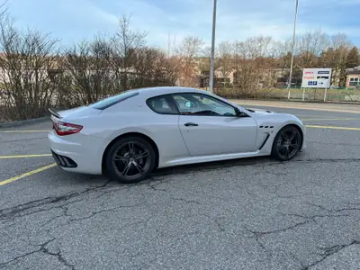 Maserati GranTurismo MC Stradale Centennial Edition — Chef-d'œuvre italien rare, 31'000 km seulement — Miniatur 11