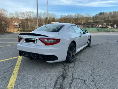 Maserati GranTurismo MC Stradale Centennial Edition — Chef-d'œuvre italien rare, 31'000 km seulement — Miniatur 10