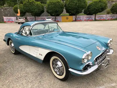 Chevrolet Corvette C1 1959 — Cabriolet mythique restauré, matching numbers — vista esterna