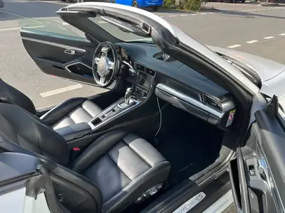 Porsche 911 Cabrio Carrera 4S PDK — Cabriolet sport légendaire, 400 ch garantis — Miniatura 10