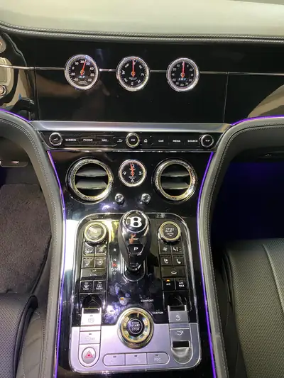 Bentley Continental GT 4.0 V8 Mulliner — Coupé de luxe britannique, 50'000 km seulement — Miniature 11