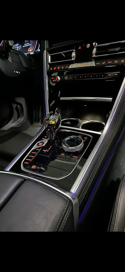 BMW 840i xDrive M Sport — Coupé 4 portes haute performance, 60'000 km seulement — vista posteriore