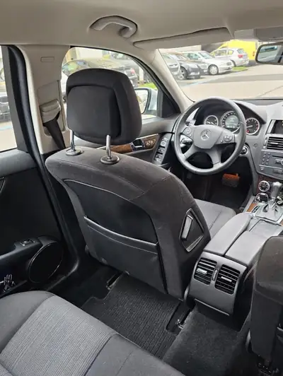 Mercedes-Benz C 180 Kompressor Elegance — Berline allemande fiable, 146 000 km, automatique — Miniatur 10