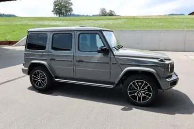 Mercedes-Benz G 350 d AMG Line — Le SUV légendaire au diesel efficace, 22 500 km seulement — Miniature 9