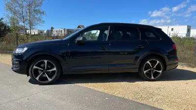 Audi Q7 3.0 TDI Quattro — SUV premium 7 places, motorisation puissante et économe — Innenraum