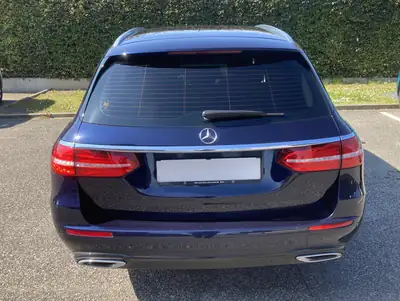 Mercedes-Benz E 220 d Swiss Star Avantgarde 4Matic — Berline break premium, diesel efficace, 99'000 km — Thumbnail 13