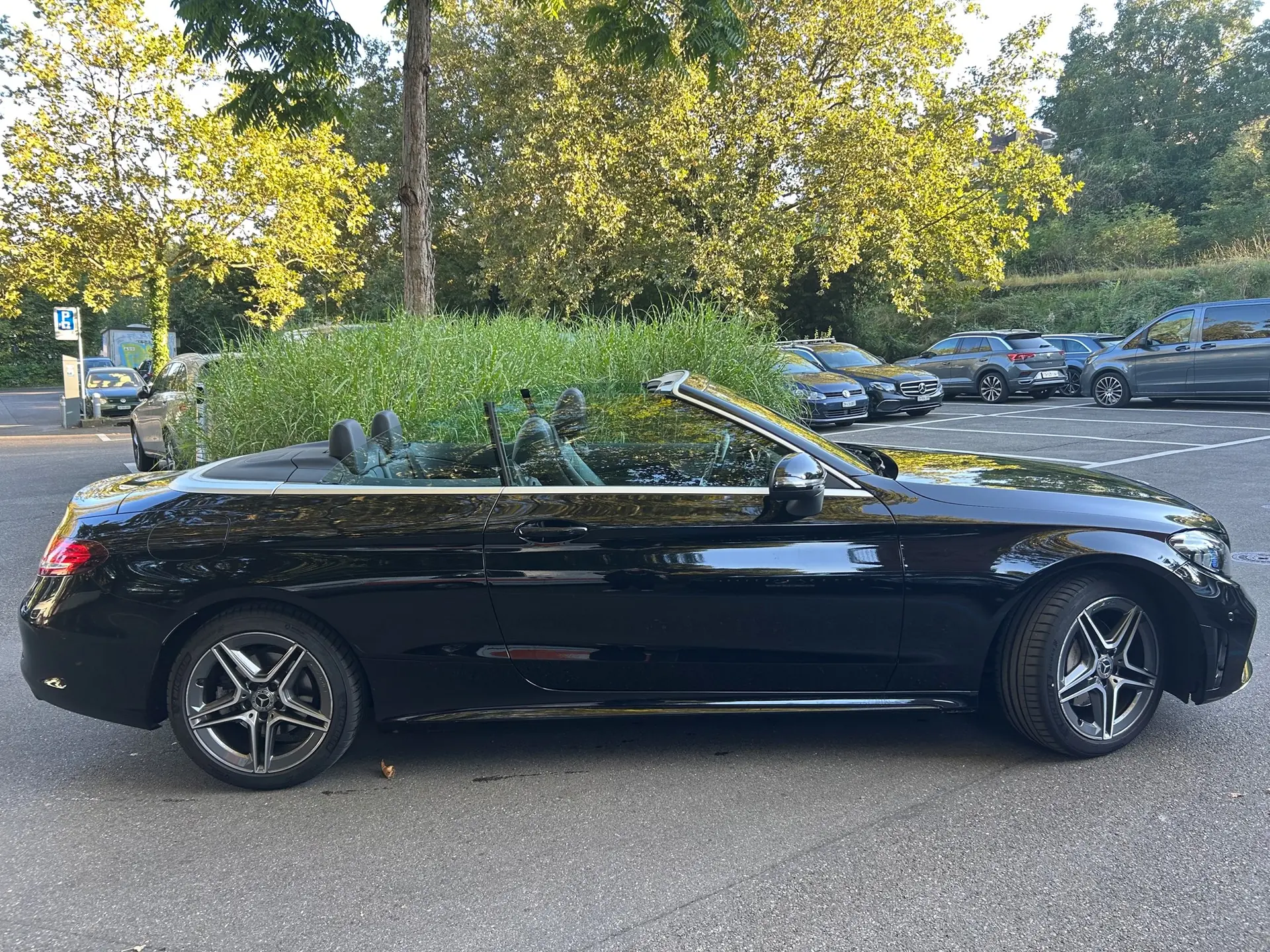 Mercedes-Benz C 200 Cabriolet 4Matic — Élégance décapotable avec transmission intégrale — vue extérieure