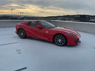 Ferrari 812 GTS — Cabriolet sportif légendaire, 796 ch et seulement 6155 km — Heckansicht