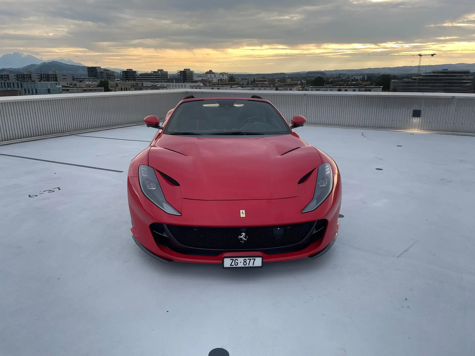 Ferrari 812 2021 occasion Hünenberg — 2