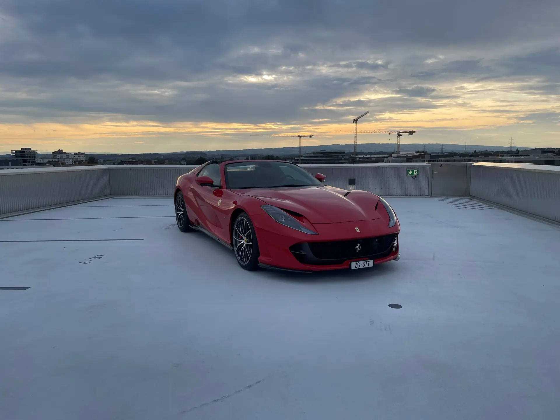 Ferrari 812 GTS — Cabriolet sportif légendaire, 796 ch et seulement 6155 km — Außenansicht