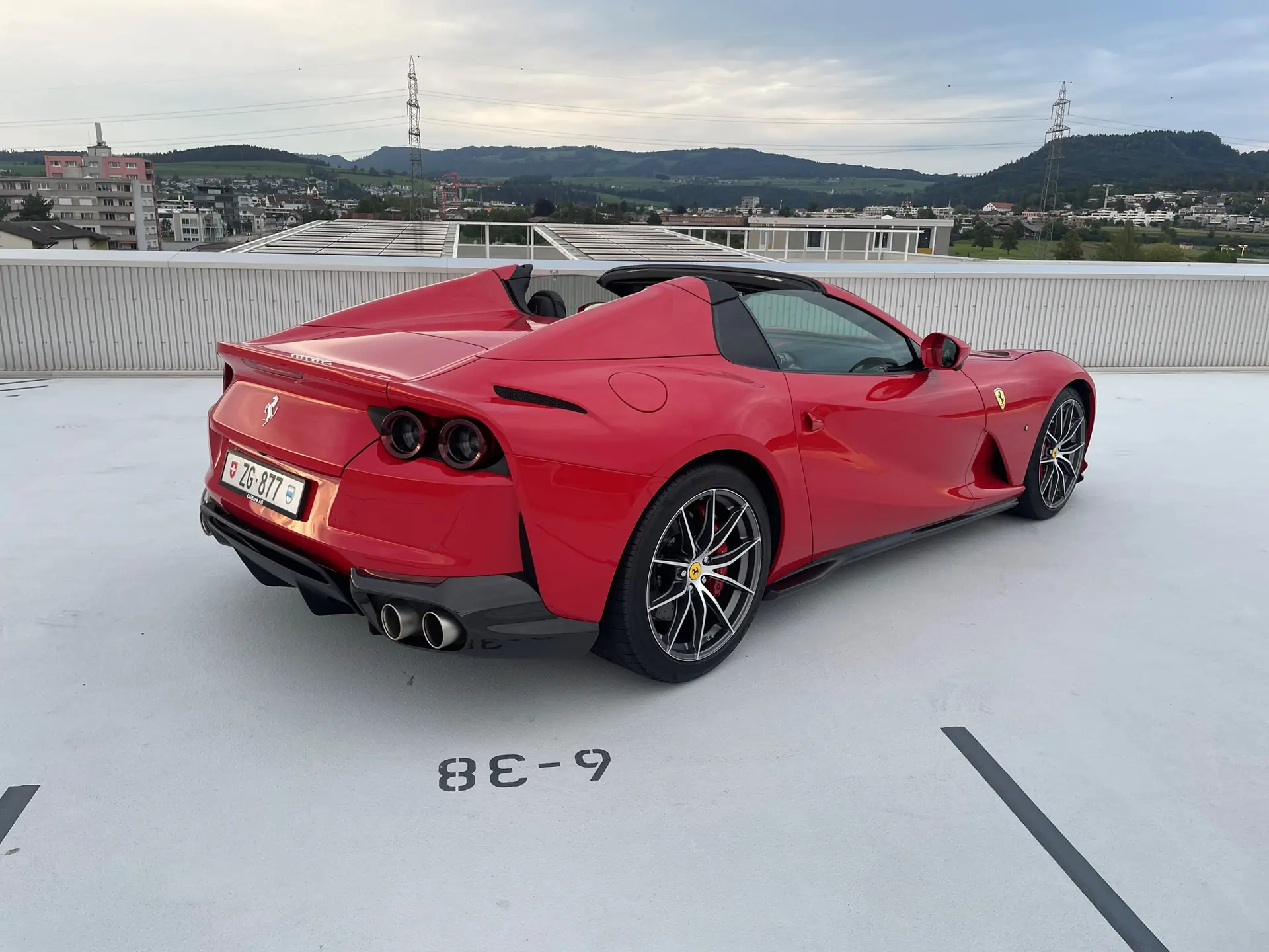 Ferrari 812 2021 occasion Hünenberg — 4