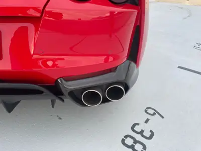 Ferrari 812 GTS — Cabriolet sportif légendaire, 796 ch et seulement 6155 km — Miniatur 12