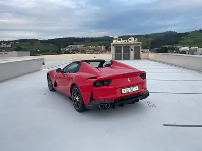 Ferrari 812 GTS — Cabriolet sportif légendaire, 796 ch et seulement 6155 km — Miniatur 14