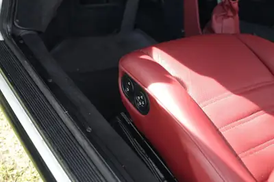 Porsche 911 Cabrio SC 3.0 — Chef-d'œuvre des années 80, entièrement restauré — Miniatura 9