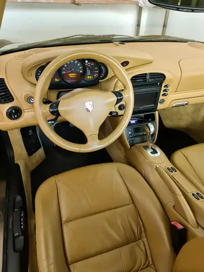 Porsche 911 Carrera 4 S — Légende sportive 2001, transmission automatique, récemment révisée — Miniature 8