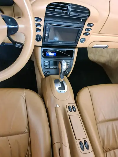 Porsche 911 Carrera 4 S — Légende sportive 2001, transmission automatique, récemment révisée — Miniature 10