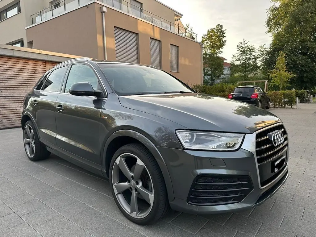 Audi Q3 2015 occasion Wiedlisbach — 2