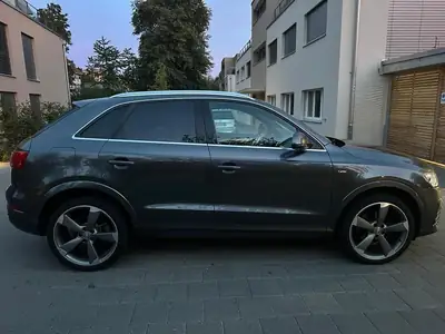 Audi Q3 2.0 TDI Sport Quattro — SUV compact robuste, entretien récent, 225 000 km — arrière