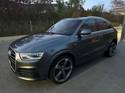 Audi Q3 2.0 TDI Sport Quattro — SUV compact robuste, entretien récent, 225 000 km — intérieur