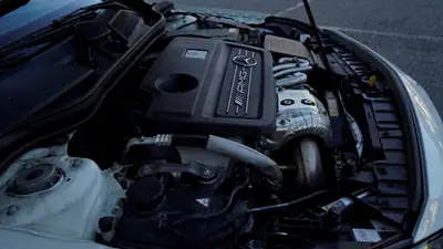 Mercedes-Benz GLA 45 AMG 4Matic — SUV haute performance, 360 ch et transmission DCT — interni
