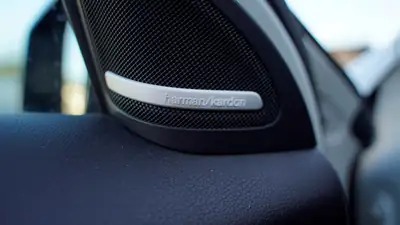 Mercedes-Benz GLA 45 AMG 4Matic — SUV haute performance, 360 ch et transmission DCT — Miniatura 8