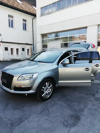 Audi Q7 3.0 TDI quattro — SUV premium 7 places, diesel performant et fiable — vista esterna