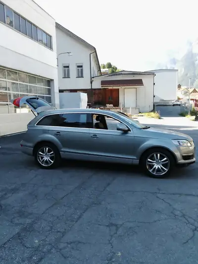 Audi Q7 3.0 TDI quattro — SUV premium 7 places, diesel performant et fiable — cruscotto