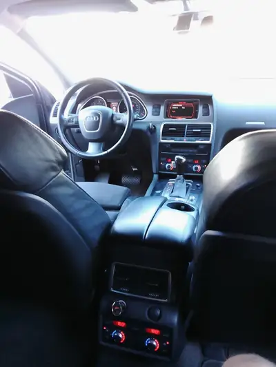 Audi Q7 3.0 TDI quattro — SUV premium 7 places, diesel performant et fiable — dettaglio