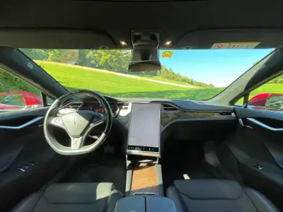 Tesla Model S 90D — Berline électrique haute performance, 138 500 km, garantie batterie — Detail