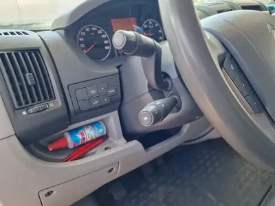 Citroën Jumper 3.0 HDi 16Q — Fourgon utilitaire robuste, moteur puissant et fiable — Miniatura 7
