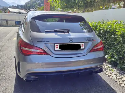Mercedes-Benz CLA 45 AMG Shooting Brake — Break sportif 381 ch, 77'000 km seulement — vista posteriore