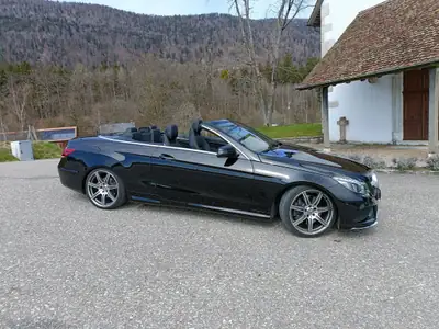 Mercedes-Benz E 400 Cabriolet — V6 biturbo 333 ch, AMG Sport, seulement 78 500 km — Armaturenbrett
