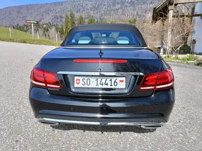 Mercedes-Benz E 400 Cabriolet — V6 biturbo 333 ch, AMG Sport, seulement 78 500 km — Miniatur 8