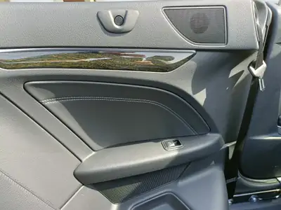 Mercedes-Benz E 400 Cabriolet — V6 biturbo 333 ch, AMG Sport, seulement 78 500 km — Miniatur 18