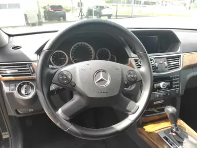 Mercedes-Benz E 250 CDI BlueEfficiency — Berline élégante, moteur économe et fiable — Armaturenbrett