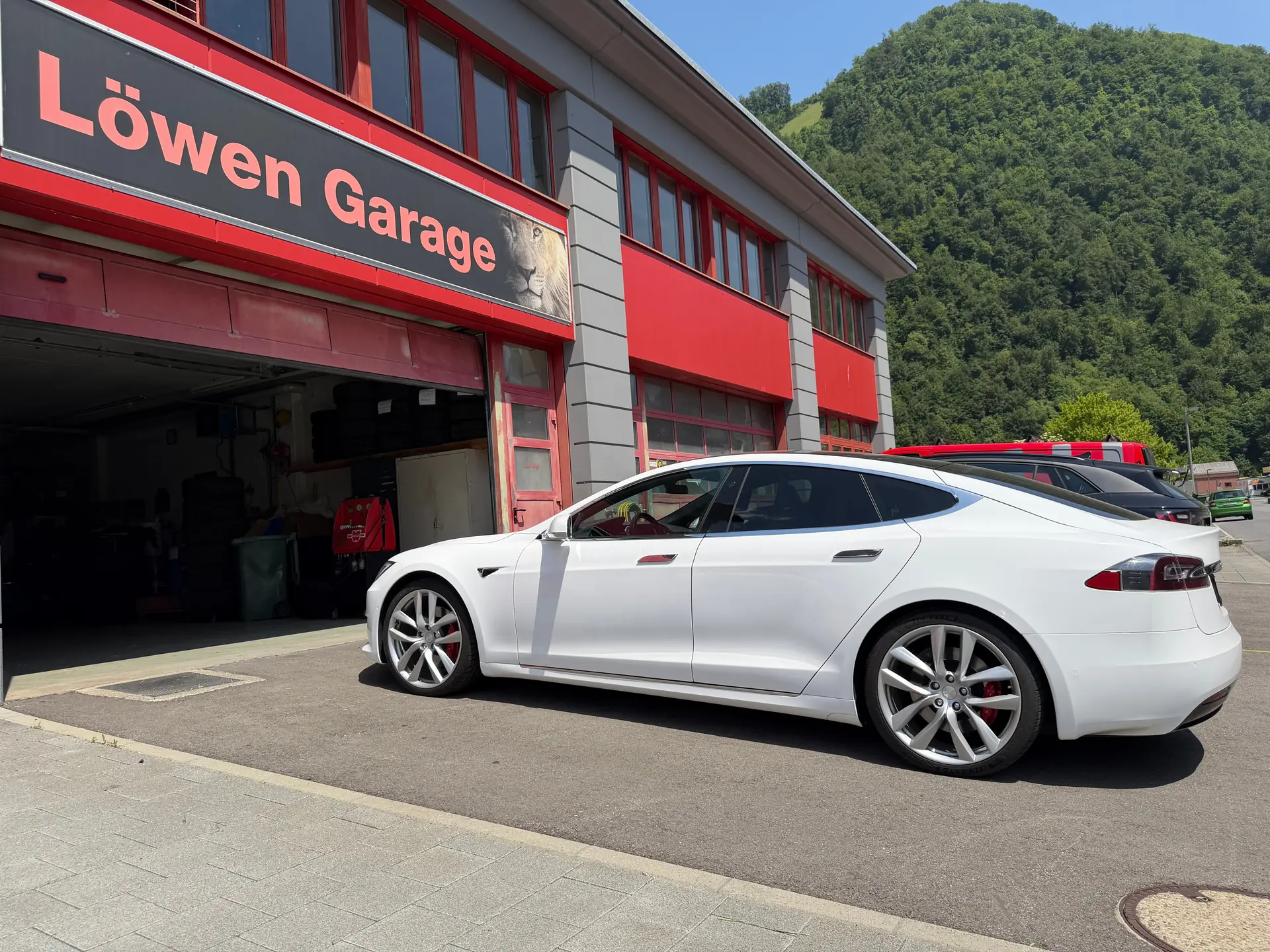 Tesla Model S 100D Performance — Berline électrique haute performance, 95'000 km