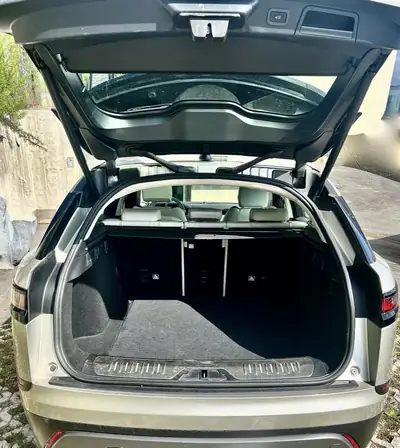 Range Rover Velar P 300 S — SUV premium 4x4, 128'000 km, garantie jusqu'à août 2027 — Thumbnail 10
