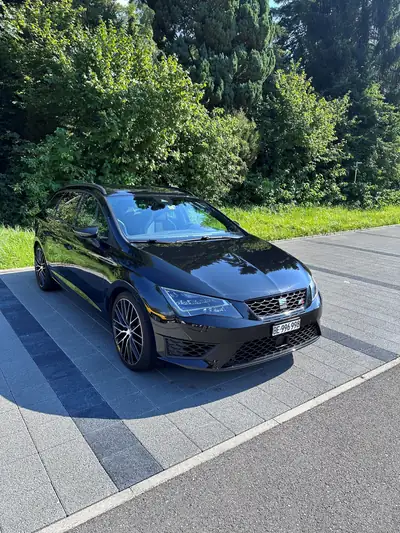 SEAT Leon ST 2.0 TSI Cupra 280 — Break sportif dynamique, entretien exemplaire — exterior view