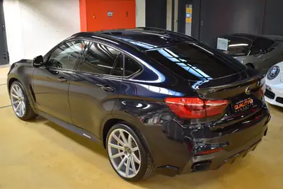 BMW X6 M50d Steptronic — SUV coupé diesel 381 ch, sans accident, service gratuit 10 ans — intérieur