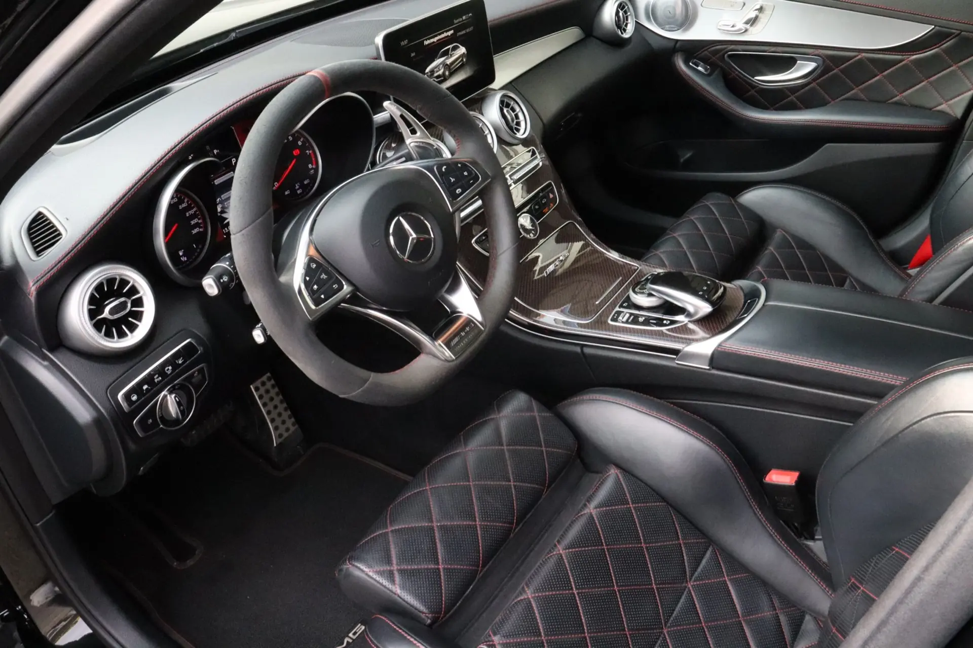 Mercedes-Benz C 63 Amg 2015 occasion Hinwil — 2