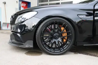 Mercedes-Benz C 63 S AMG Edition 1 — Berline sportive 510 ch, historique sans sinistre — interior