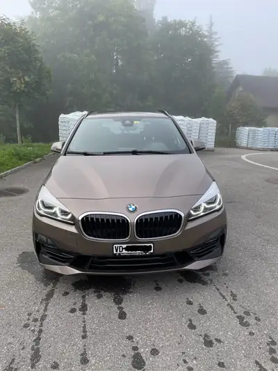 BMW 220 Active Tourer xDrive — Monospace polyvalent, diesel efficace, garantie jusqu'en 2026 — Heckansicht