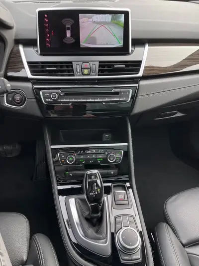 BMW 220 Active Tourer xDrive — Monospace polyvalent, diesel efficace, garantie jusqu'en 2026 — Miniatur 9