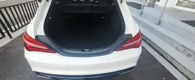 Mercedes-Benz CLA 200 Shooting Brake — Élégance break diesel 4Matic, 94'000 km — Miniatura 12