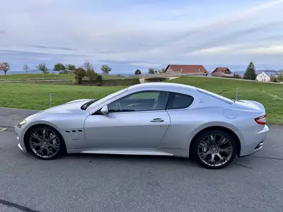 Maserati GranTurismo S Cambiocorsa — 450 CV, coupé sport italien d'exception — vue extérieure