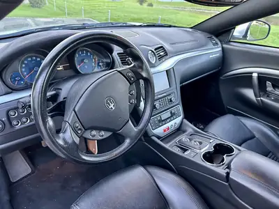 Maserati GranTurismo S Cambiocorsa — 450 CV, coupé sport italien d'exception — intérieur