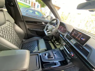 Audi Q5 55 TFSI e quattro — SUV hybride rechargeable, 115'000 km, design gris métallisé — Miniatura 10
