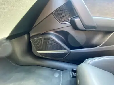 Audi Q5 55 TFSI e quattro — SUV hybride rechargeable, 115'000 km, design gris métallisé — Miniatura 19