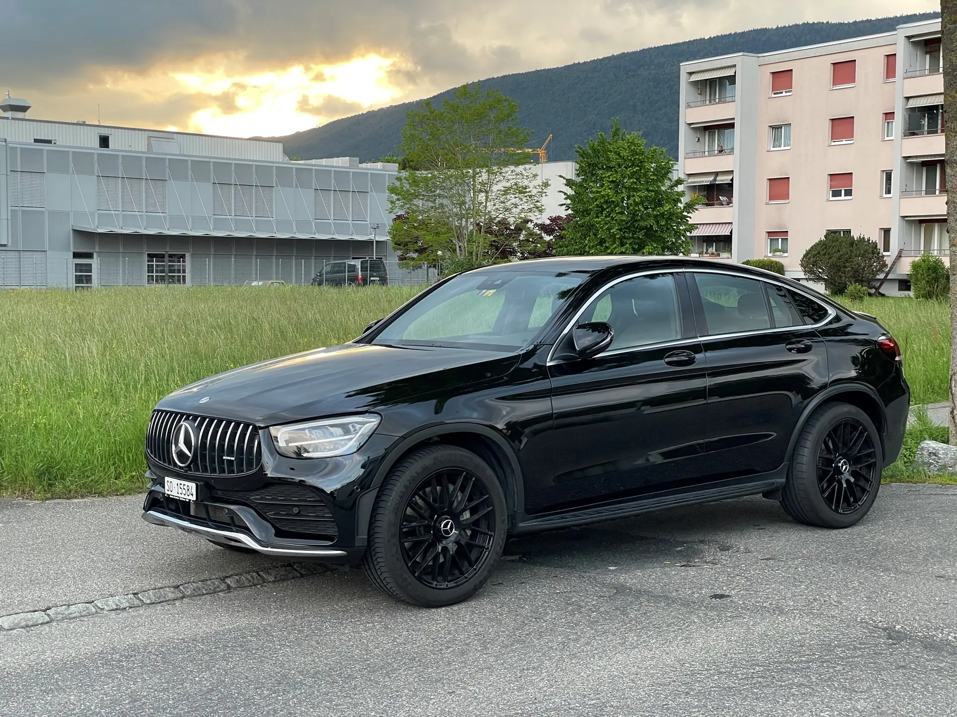 Mercedes-Benz GLC Coupé 400 d AMG Line — SUV coupé diesel 330 ch, quasi neuf — vista esterna